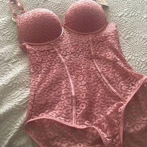 NWT “After the Date” Attire 💋